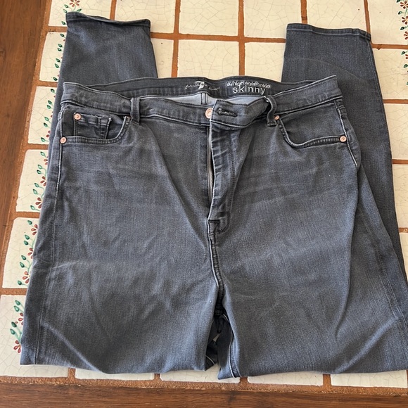 7 for all Mankind the high waist ankle skinny, size 34 - Picture 3 of 7